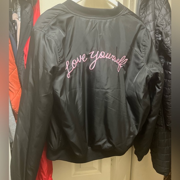 Forever 21 Black Bomber Jacket that says Love Yourself - Picture 3 of 6